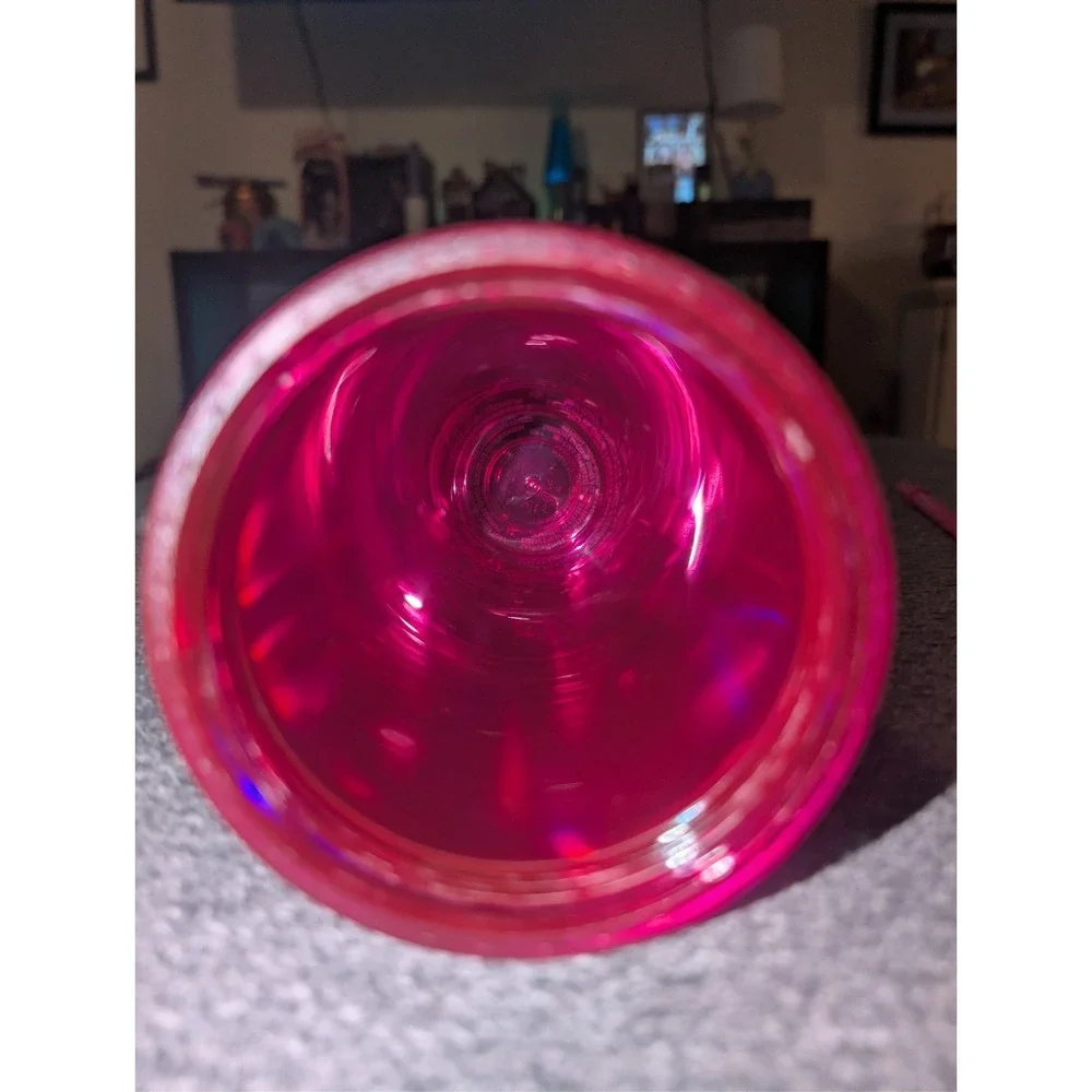 Starbucks pink studded 2024 24oz Tumbler